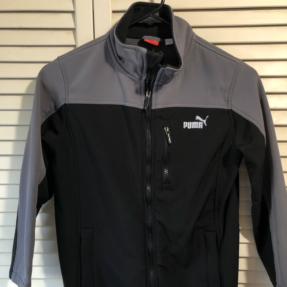 Boys Puma jogger jacket, ,size Small